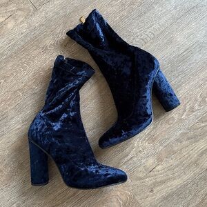 SIMMI Estelle Elegant NAVY Crushed Velvet Block Heel Ankle Boots 7.5